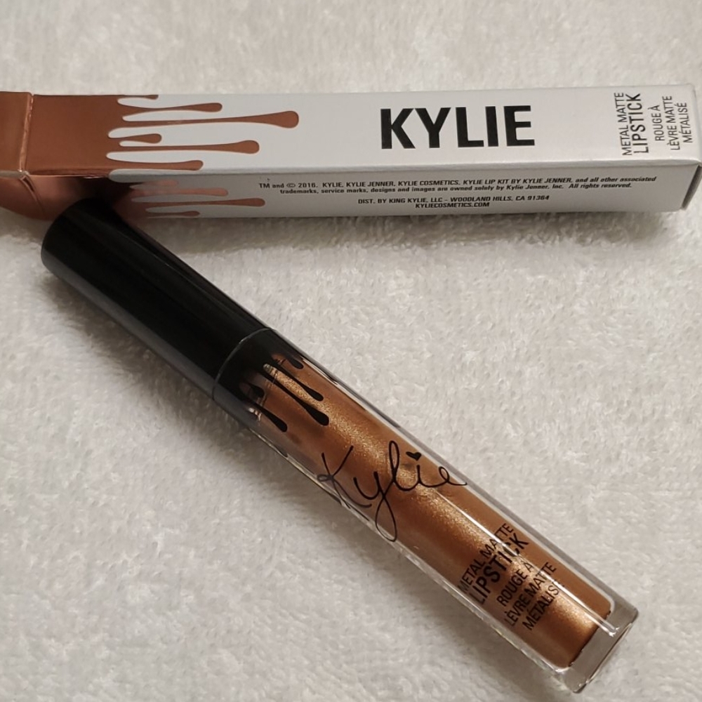 Kylie Cosmetics Lipstick